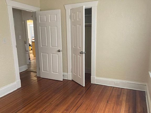 4th image of 728 Virginia Ave