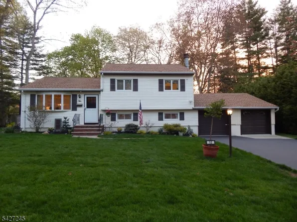 10 Lewis Rd, Montvale Boro, NJ 07645