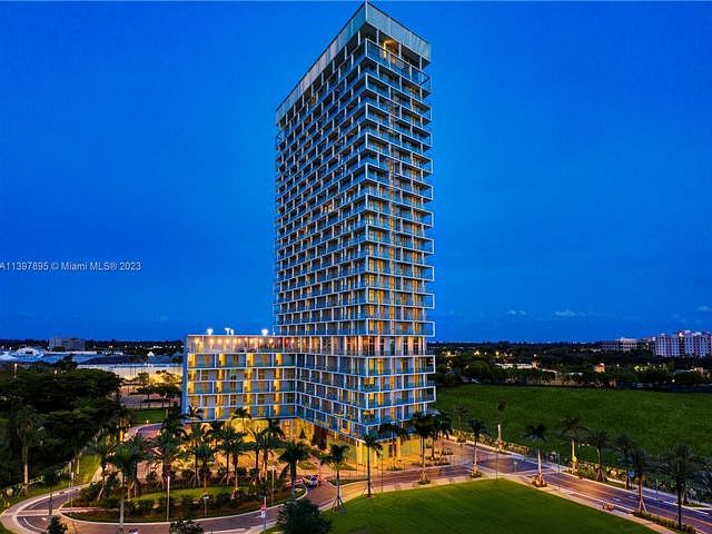 1st image of 2000 Metropica Way APT 2006