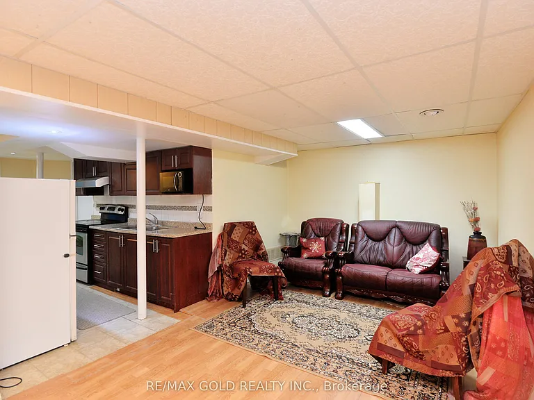 9 Ravenswood Dr — Photo 33