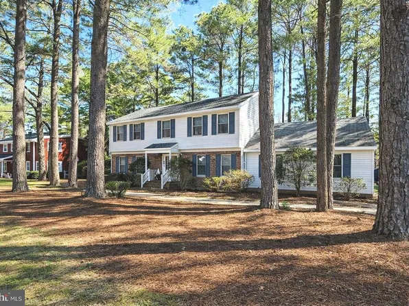 5211 Dove Point Ln, Salisbury, MD 21801