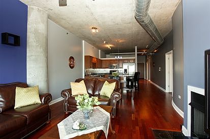 4th image of 1305 S Michigan Ave APT 802
