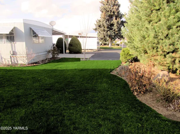 55 W Washington Ave Unit 100, Yakima, WA 98903