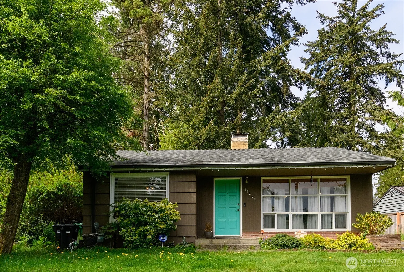 17201 8th Avenue NE photo 1