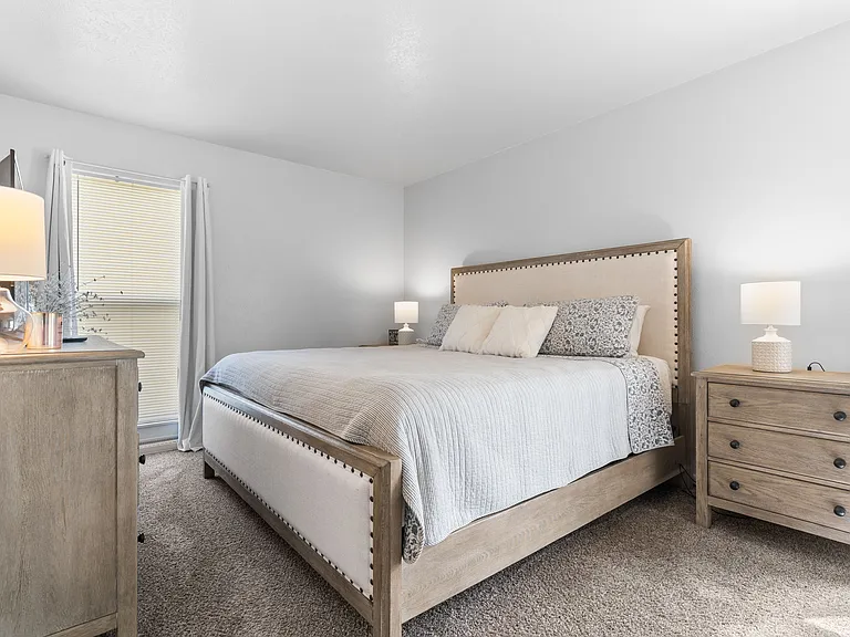 Creekside Terre Apartments — Photo 53
