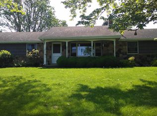 266 Bitting Rd, Alburtis, PA 18011