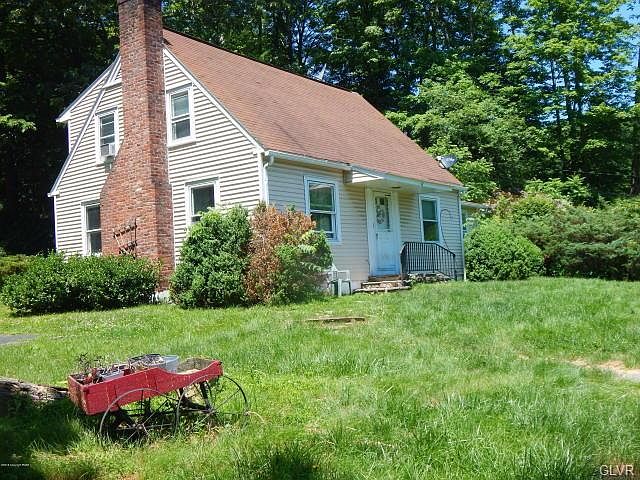 2nd image of 2257 Gap View Dr