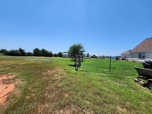 3rd image of 23454 Pony Ln