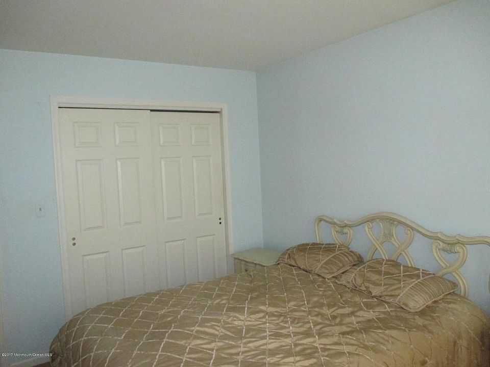 1st image of 2293 Mount Hood Ln