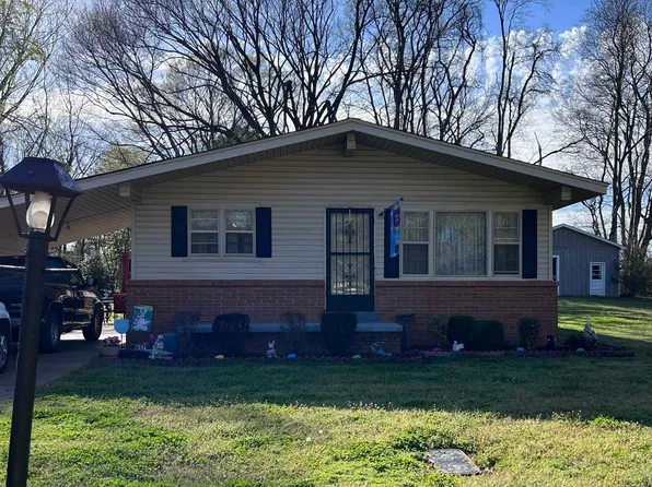 617 N Tipton St, Covington, TN 38019