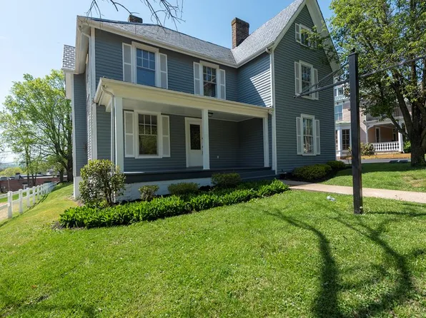212 W Valley St, Abingdon, VA 24210