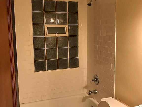 3rd image of 6920 Palmetto St