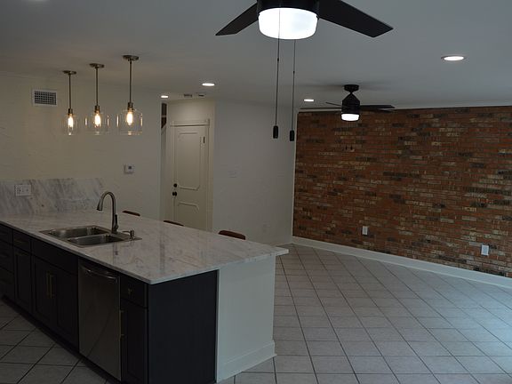 5th image of 1329 W Saint Mary Blvd