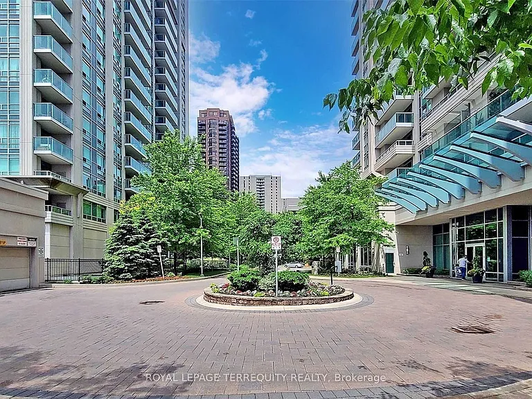 17 Anndale Dr #2211 — Photo 3