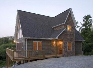 7338 Lillydale Rd, Byrdstown, TN 38549