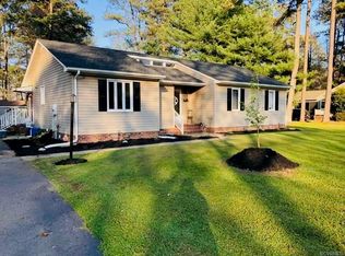 217 Revelle Rd, Tappahannock, VA 22560