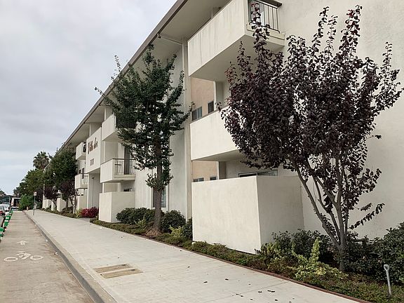 4th image of 77 N Bellflower Blvd #321