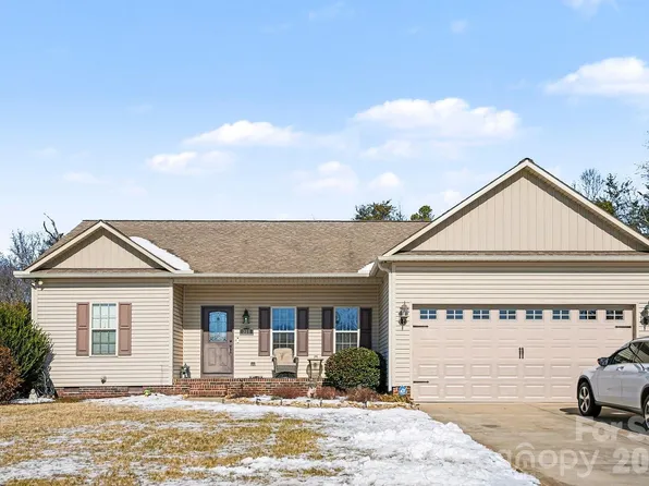 311 Massey Deal Rd, Statesville, NC 28625