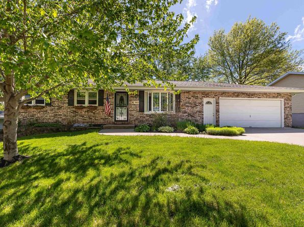 Dubuque IA Real Estate - Dubuque IA Homes For Sale | Zillow
