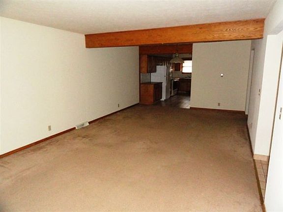 18300 US-Hwy 127 Woodsview Apts.