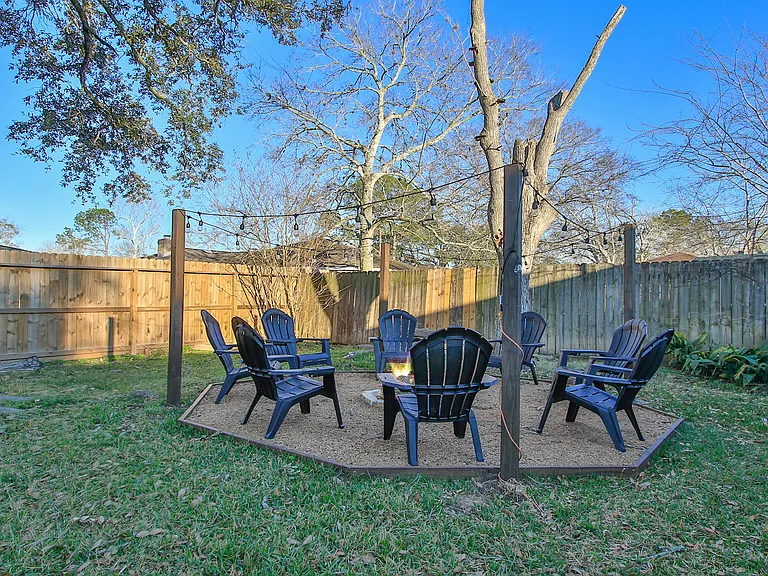 16911 Hibiscus Ln — Photo 34