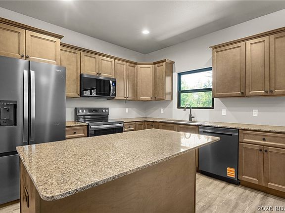 5th image of 375 Normac Ridge Rd