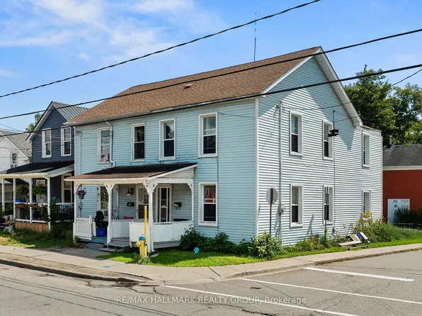 101 Pearl St W, Brockville, ON K6V 4C3