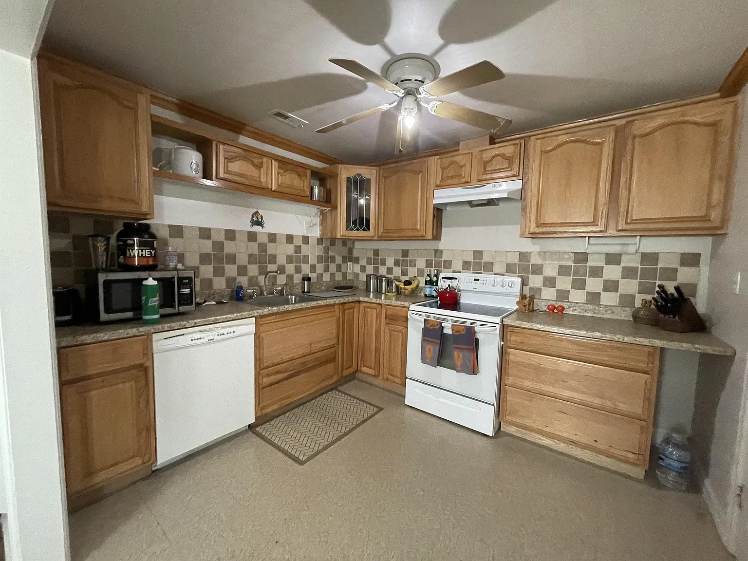 6062 Potomac Drive - 1 — Photo 3