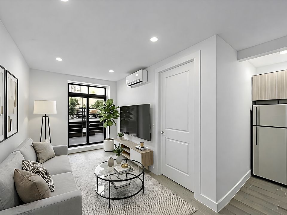 1st image of 388 Cornelia St #1