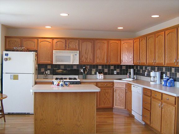 Spacious Kitchen