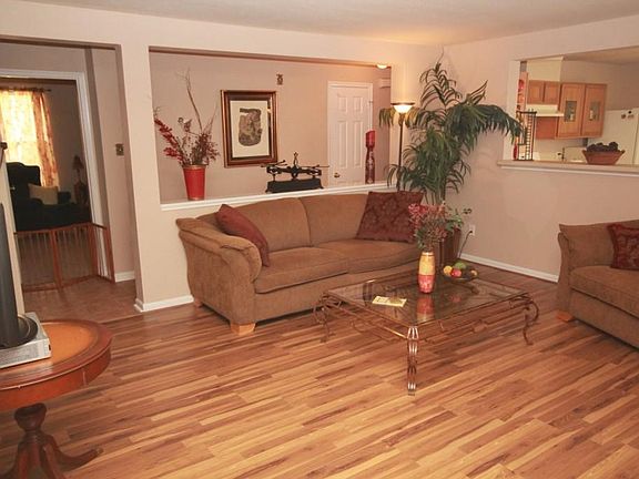 2nd image of 3714 Morning Cove Ln