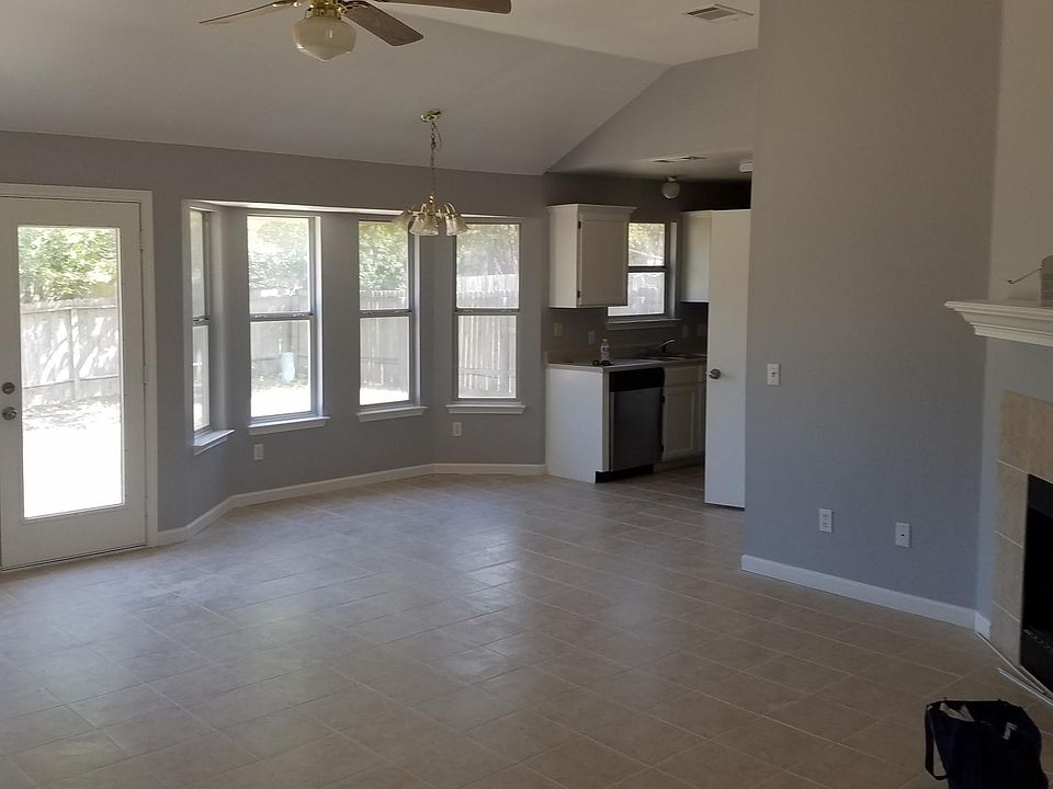 1st image of 2014 Barnett Dr