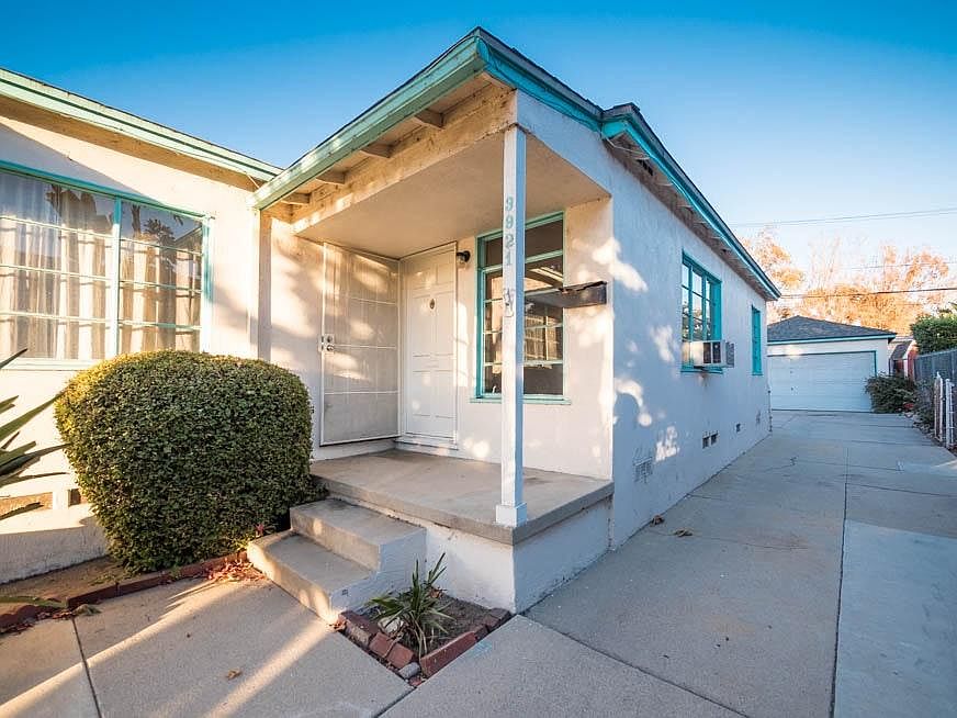 1st image of 3921 Legion Ln