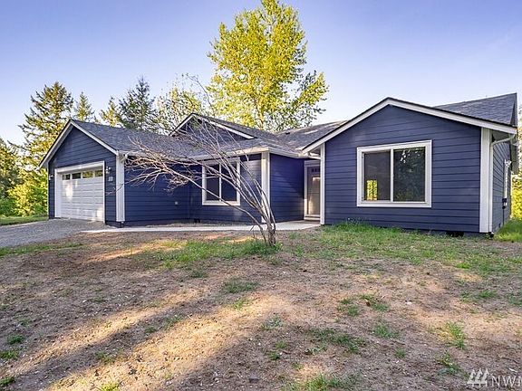 3rd image of 8034 Dawn Hill Dr SE