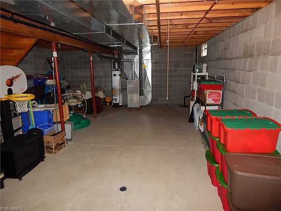 2nd image of 837 Overton Dr