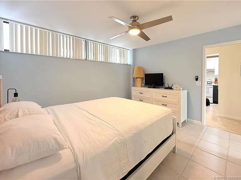 1950 SW Palm City Rd #12305 — Photo 23