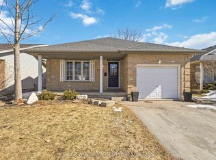 905 Railton Ave, London, ON N5V 4W2