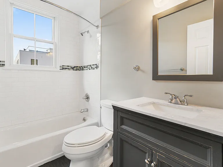87 Cedar St — Photo 6
