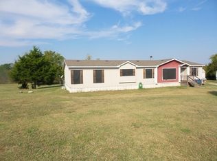 1075 Jade Cir, Celeste, TX 75423