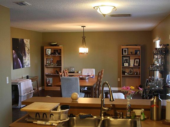 4th image of 2803 W Redgate Dr