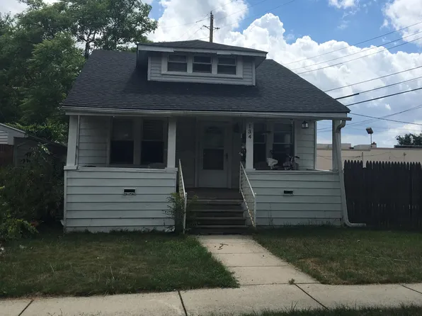 134 University St #2, Ferndale, MI 48220