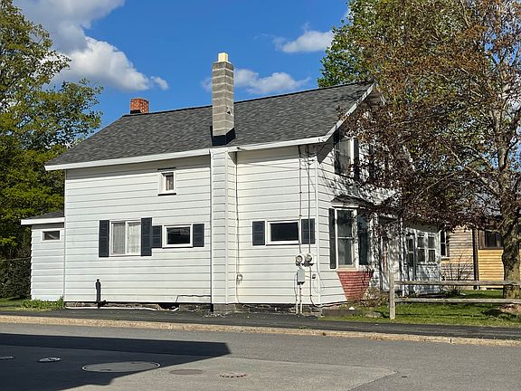 2nd image of 7734 Main St