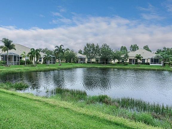 3rd image of 9559 Hawk Nest Ln