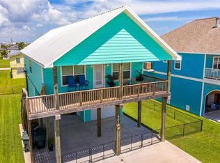 4211 Navarro Dr, Galveston, TX 77554