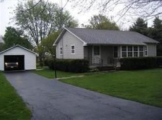 350 N Maple St, Waterman, IL 60556