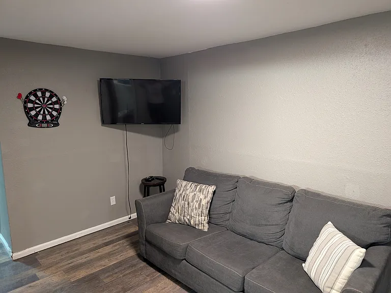 2860 S Acoma St #A — Photo 14