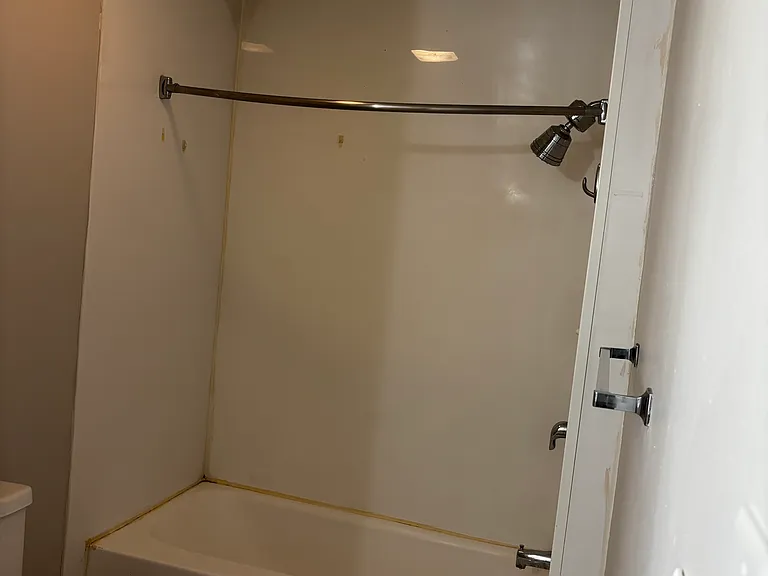 4650 Capital Ave SW #6 — Photo 2