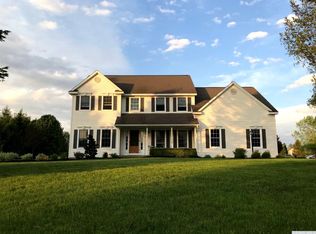 3 Robinwood Ln, Valatie, NY 12184