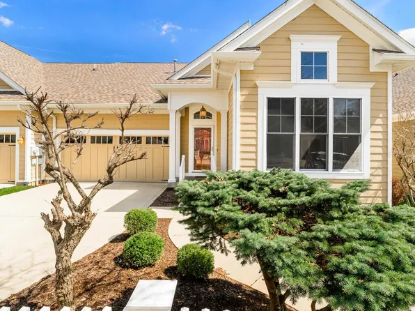 2003 S Ramsey Dr, Bloomington, IN 47401