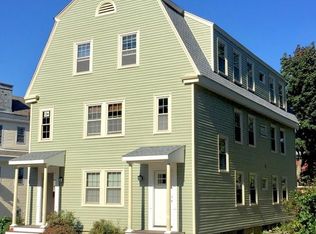 28 Clement St #3, Worcester, MA 01603